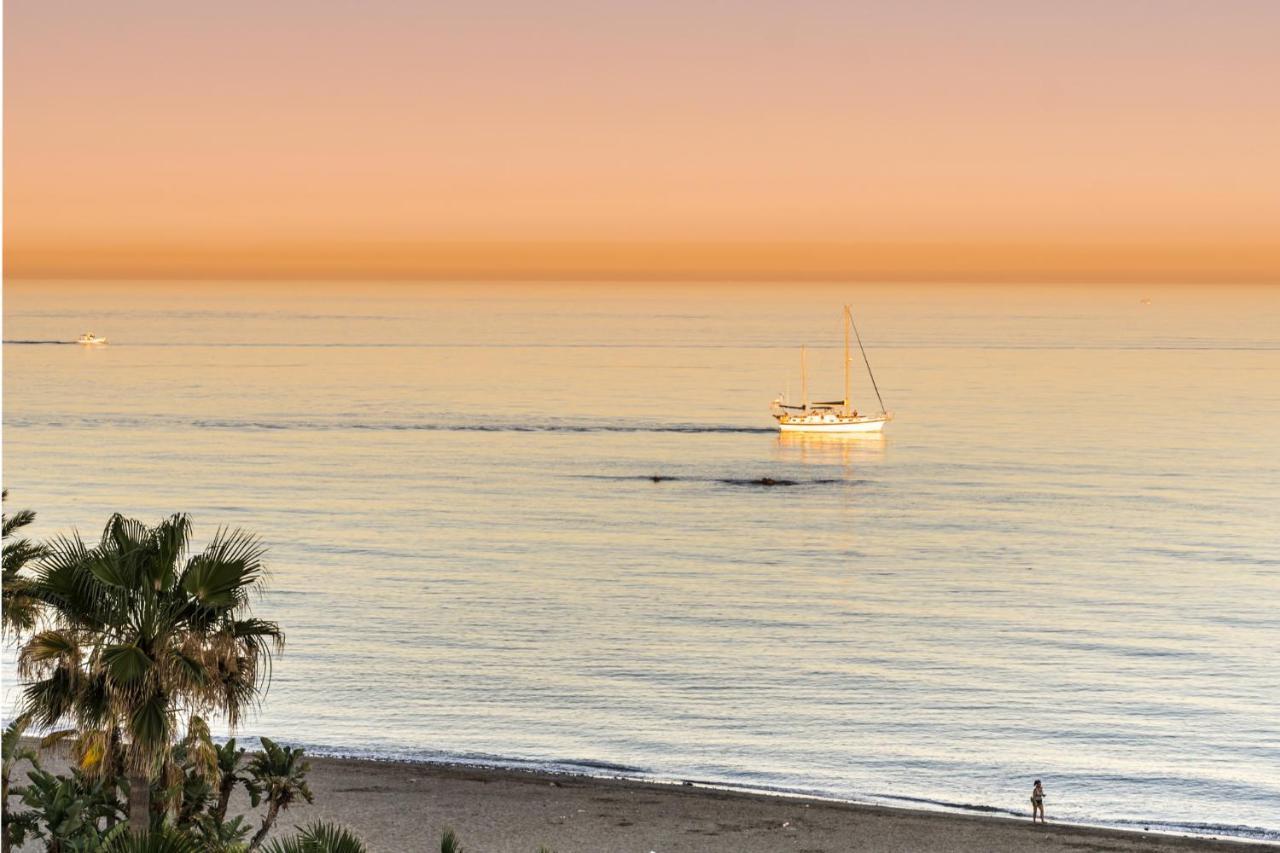 Bonito Apartamento En Primera Linea De Playa เอสเตโปนา ภายนอก รูปภาพ